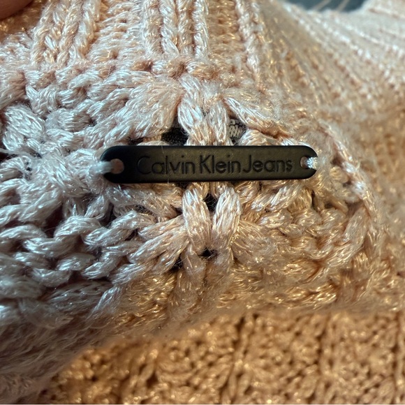 Women's Blush pink Sweater - Picture 5 of 5